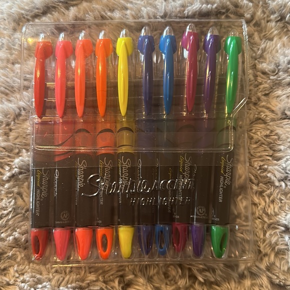 Sharpie bundle - Picture 6 of 9